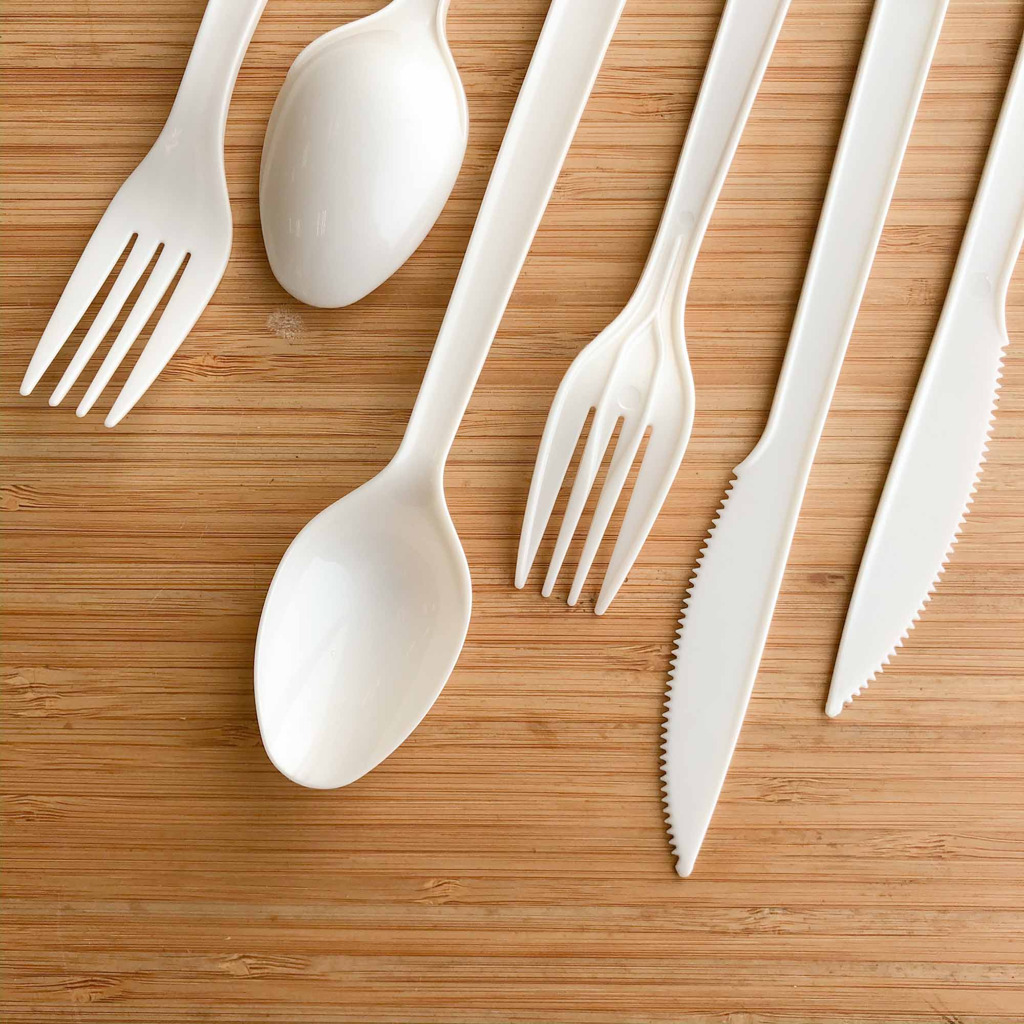 The 16.5cm CPLA cutlery is real compostable cutlery that it has BPI certification.