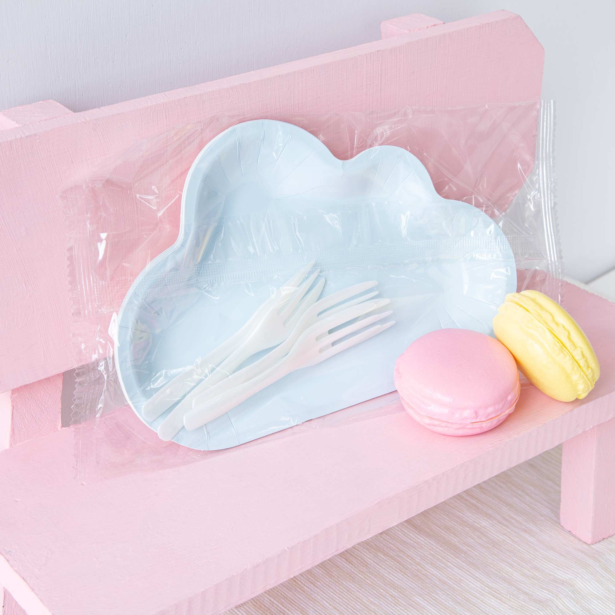 Tair Chu Blue Cloud Cake Plate and Cake Fork