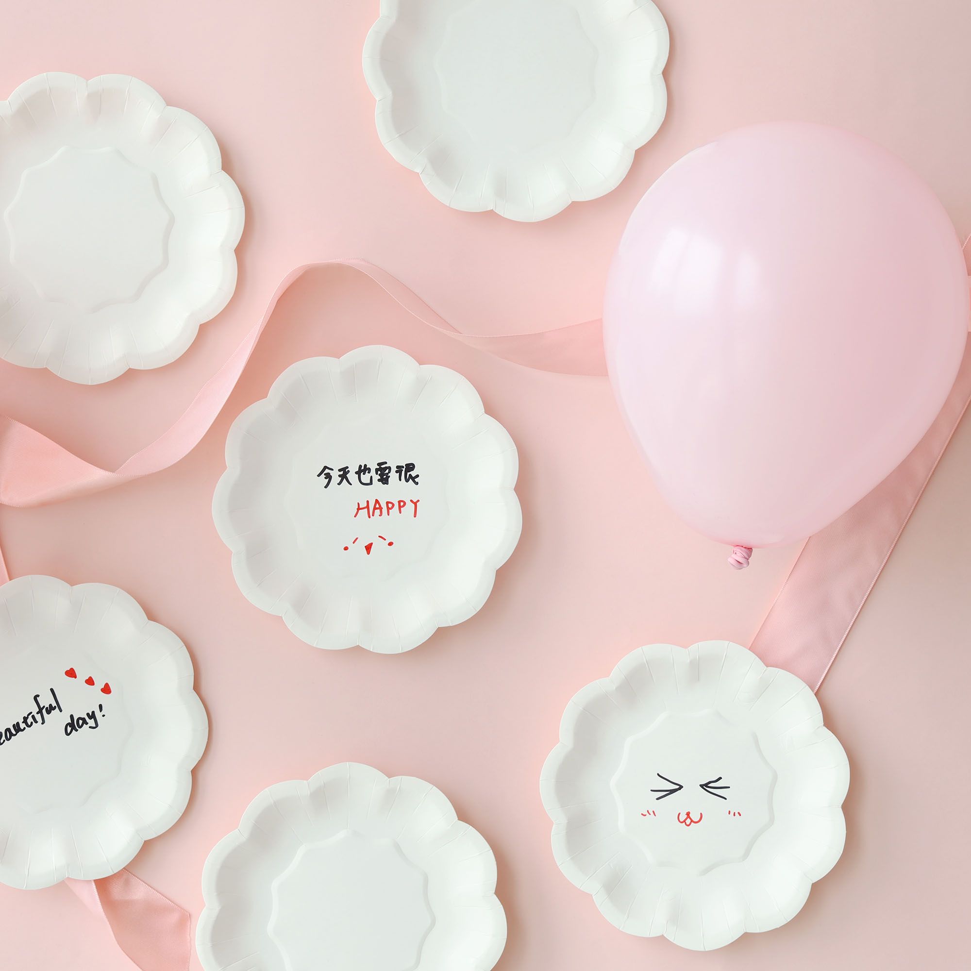 苔曙花びらの細かいケーキプレート、小花のケーキプレート